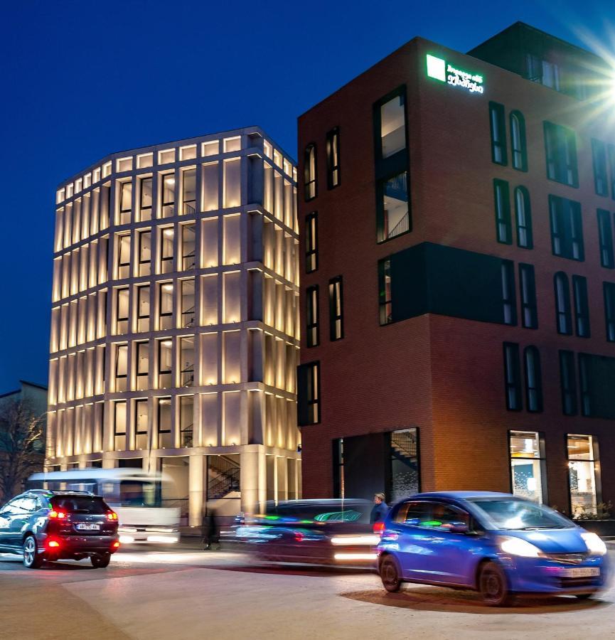 Holiday Inn Express Tbilisi Avlabari By Ihg المظهر الخارجي الصورة