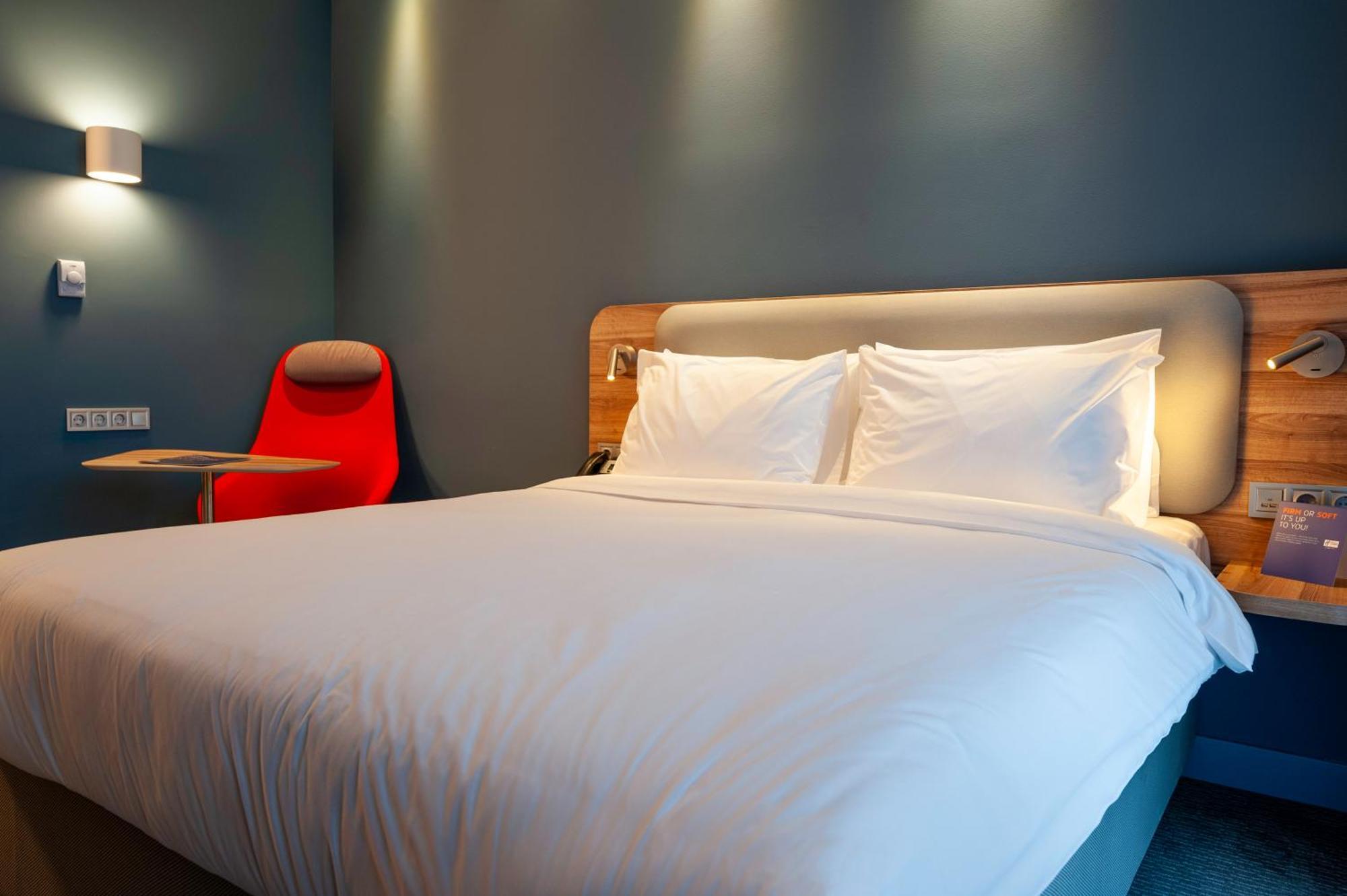 Holiday Inn Express Tbilisi Avlabari By Ihg المظهر الخارجي الصورة